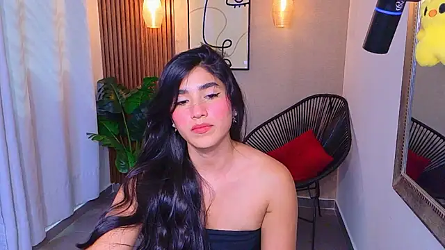 Lia Mar  online show from May 28, 6:14 pm