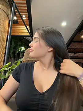 BellaLeclair online show from June 2, 8:42 pm