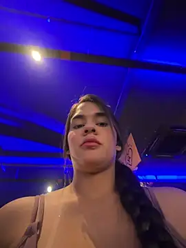 BellaLeclair online show from February 11, 5:13 pm