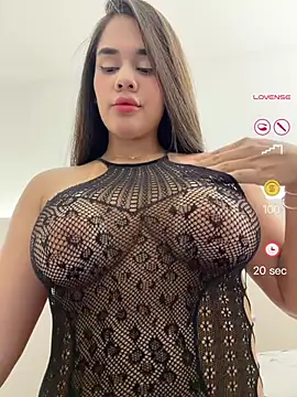 BellaLeclair online show from May 23, 10:20 pm