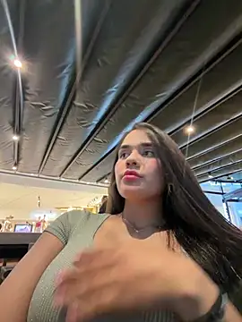 BellaLeclair online show from April 6, 12:17 am