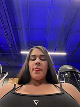 BellaLeclair online show from April 17, 10:12 pm