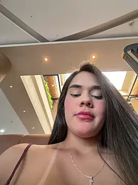 BellaLeclair online show from February 10, 6:29 pm