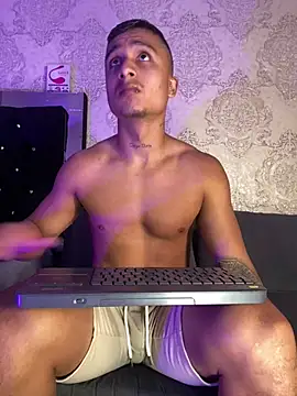 ThiagoBlaze online show from February 12, 10:48 am