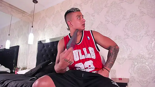 ThiagoBlaze online show from September 30, 11:44 pm