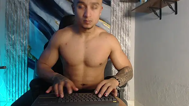 Snapshot of ThiagoBlaze chatting on June 10, 5:25 pm ThiagoBlaze online show from June 10, 5:25 pm