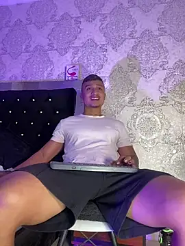 ThiagoBlaze online show from March 5, 1:57 am