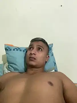 ThiagoBlaze online show from December 18, 8:45 pm