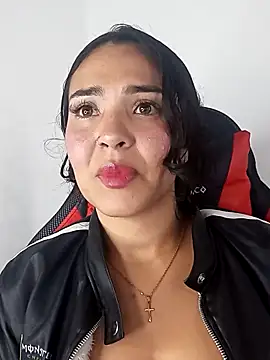 meli  brown online show from October 20, 1:07 am