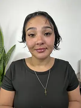 meli  brown online show from March 27, 5:16 am