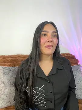 meli  brown online show from November 19, 4:23 am