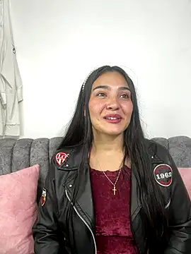 meli  brown online show from January 8, 2:17 am