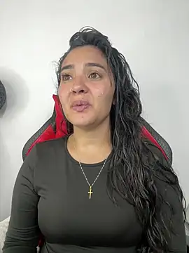 meli  brown online show from February 13, 2:11 am