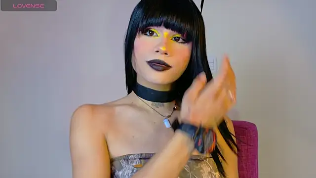 Snapshot of NATASHAA_WINZ chatting on October 2, 5:11 am NATASHAA WINZ online show from October 2, 5:11 am