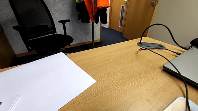 Oorse1966 online show from November 7, 8:52 am