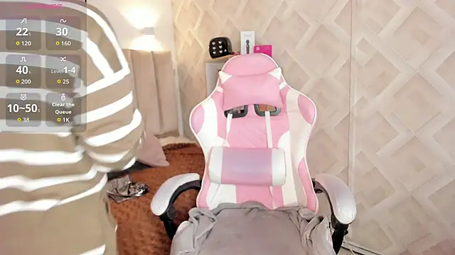 Clhoe Johnson online show from March 6, 12:55 pm