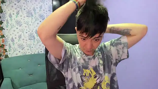 Snapshot of _Hannah_Hot chatting on October 21, 1:38 am Hannah Hot online show from October 21, 1:38 am