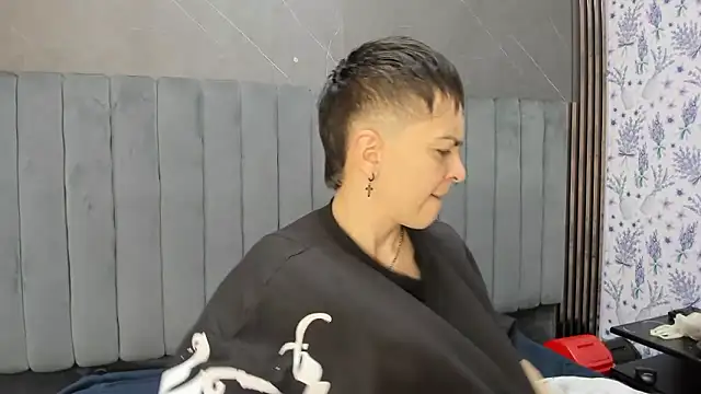  Hannah Hot online show from January 18, 2:48 am