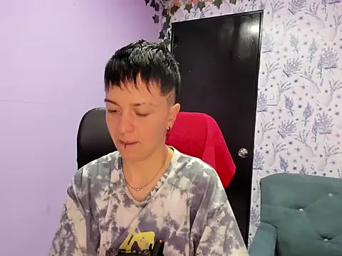 Snapshot of _Hannah_Hot chatting on November 8, 2:59 am Hannah Hot online show from November 8, 2:59 am