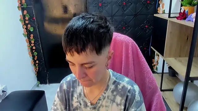  Hannah Hot online show from April 3, 2:40 am