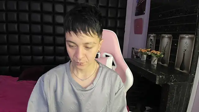 Snapshot of _Hannah_Hot chatting on November 13, 12:09 pm Hannah Hot online show from November 13, 12:09 pm