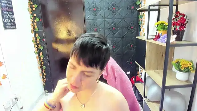  Hannah Hot online show from April 10, 2:51 am