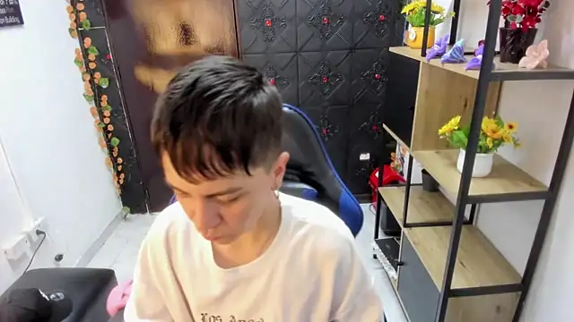  Hannah Hot online show from April 15, 2:28 am