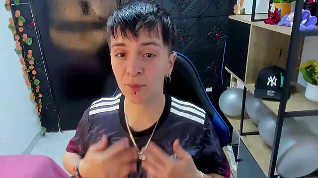  Hannah Hot online show from April 2, 2:19 am