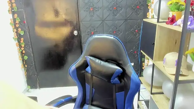  Hannah Hot online show from March 31, 2:13 am