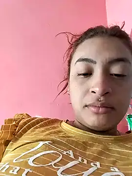 Snapshot of shanell_saenz chatting on November 13, 1:26 pm shanell saenz online show from November 13, 1:26 pm