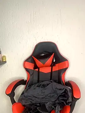 Snapshot of jayjayja19 chatting on November 13, 5:11 am jayjayja19 online show from November 13, 5:11 am