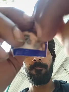 OmeningFurorji online show from November 2, 10:53 am