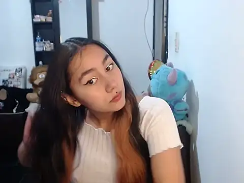 Snapshot of Stormyyy_hot chatting on November 23, 6:40 pm Stormyyy hot online show from November 23, 6:40 pm