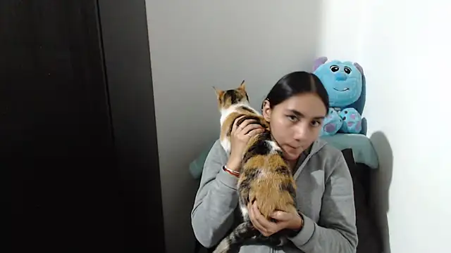 Snapshot of Stormyyy_hot chatting on November 8, 1:42 am Stormyyy hot online show from November 8, 1:42 am