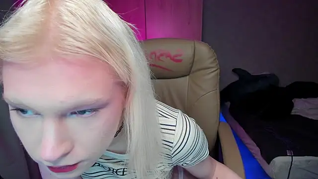 Sasyhk0 online show from January 12, 6:04 pm