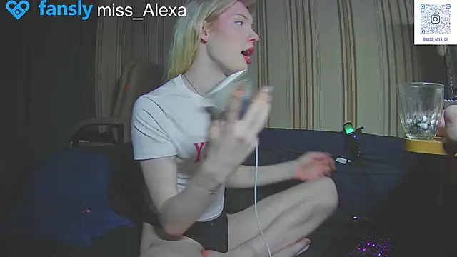 Sasyhk0 online show from March 14, 4:57 pm