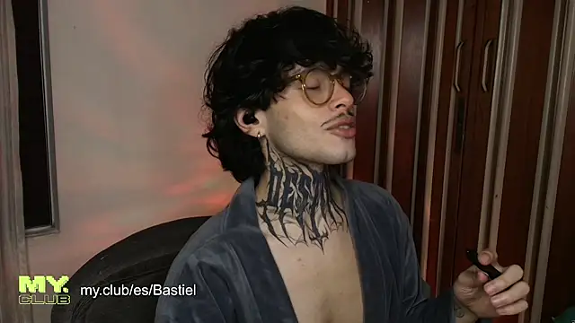 Mihail leroy online show from March 25, 11:25 pm