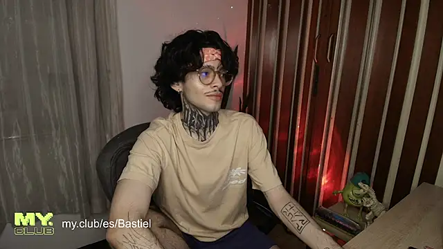 Mihail leroy online show from April 17, 2:25 am