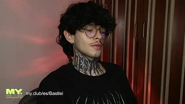 Mihail leroy online show from April 4, 12:50 am