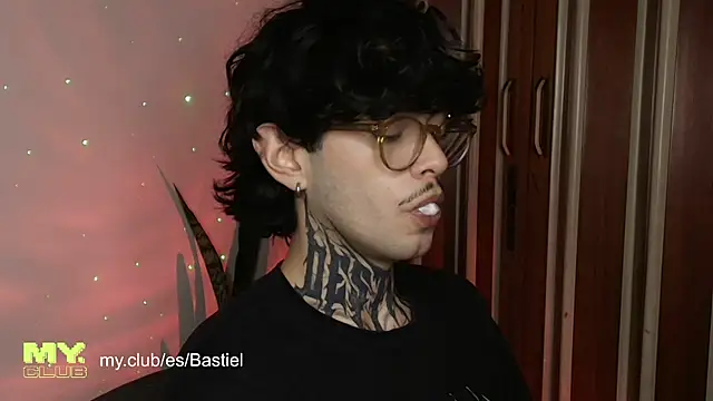 Mihail leroy online show from March 23, 11:59 pm