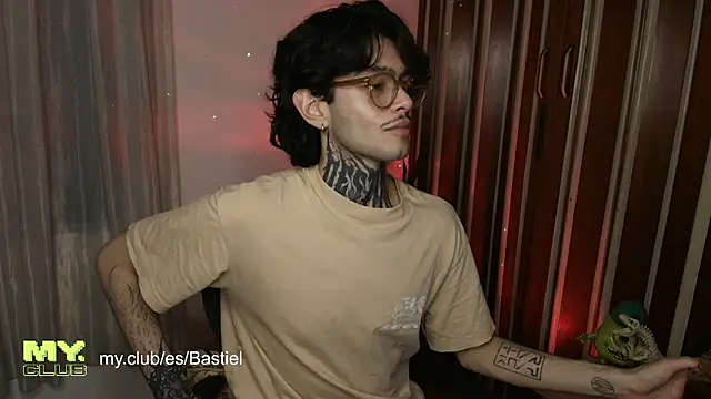 Mihail leroy online show from April 10, 1:23 am