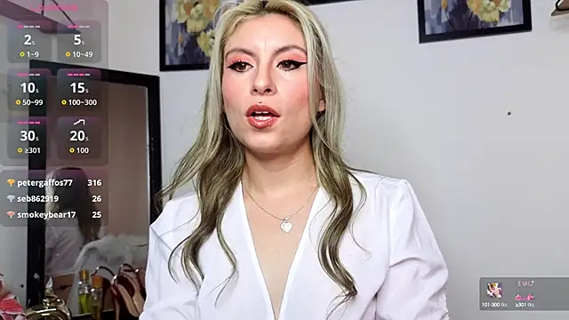 Snapshot of brianna_smoke chatting on October 14, 7:03 pm brianna smoke online show from October 14, 7:03 pm