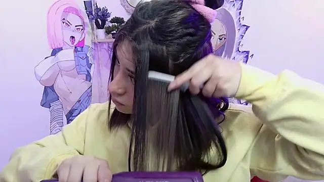 sofi lara28 online show from March 31, 1:02 pm