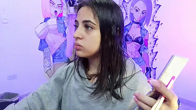 sofi lara28 online show from May 4, 3:37 pm