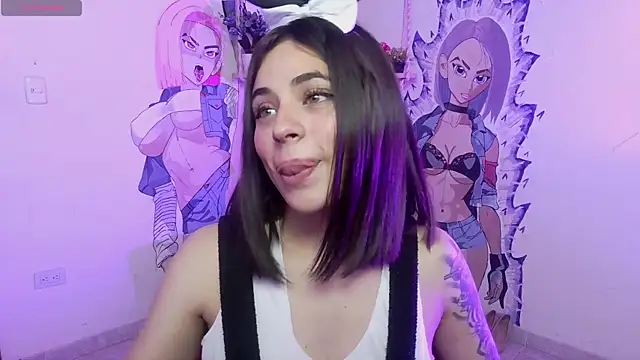 Snapshot of sofi_lara28 chatting on December 21, 12:51 pm sofi lara28 online show from December 21, 12:51 pm