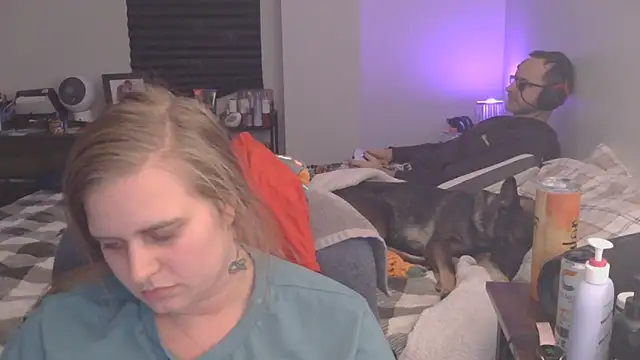 Snapshot of Sexyblonde12344 chatting on December 13, 8:04 pm Sexyblonde12344 online show from December 13, 8:04 pm