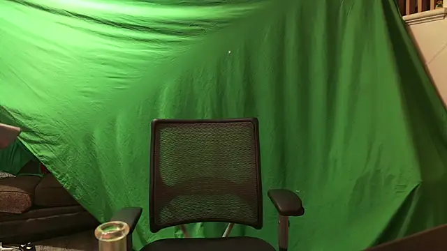 Snapshot of MasterDaddyCool chatting on September 19, 5:33 am MasterDaddyCool online show from September 19, 5:33 am
