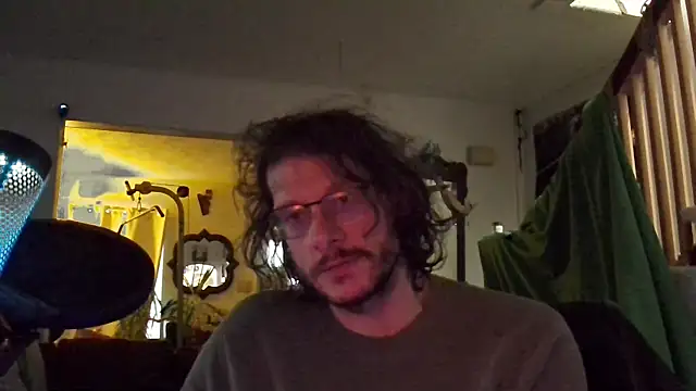 Snapshot of MasterDaddyCool chatting on November 9, 3:49 pm MasterDaddyCool online show from November 9, 3:49 pm