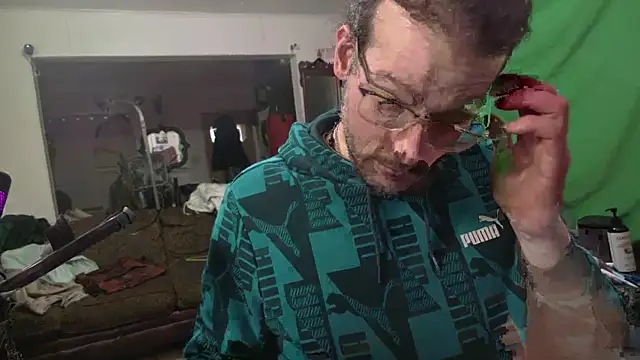 MasterDaddyCool online show from March 6, 9:54 pm