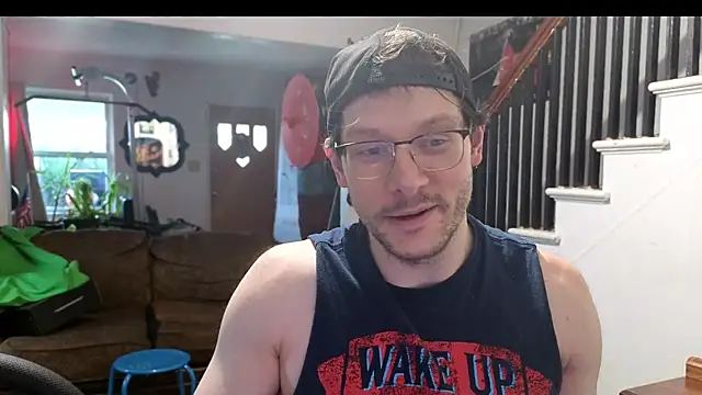 Snapshot of MasterDaddyCool chatting on June 13, 3:43 pm MasterDaddyCool online show from June 13, 3:43 pm
